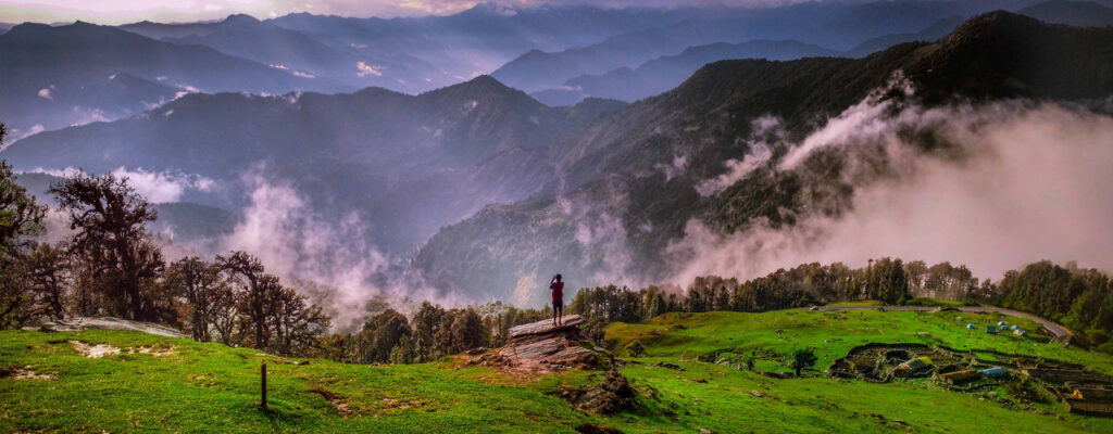 पर्यटकों को लुभा रहे उत्तराखंड के पर्यटन स्थल