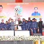 देहरादून जनपद को विजेता ट्रॉफी एवं 05 लाख रुपये का चेक प्रदान किया