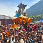 ओंकारेश्वर मंदिर से धाम के लिए रवाना हुई बाबा केदार की पंचमुखी उत्सव डोली