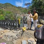 मंत्री गणेश जोशी ने मसूरी-देहरादून मार्ग पर वैली ब्रिज निर्माण कार्य का निरीक्षण किया