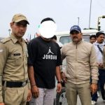 पिता की वर्दी का रौब झाड़ना युवक को पड़ा महंगा, कार सीज